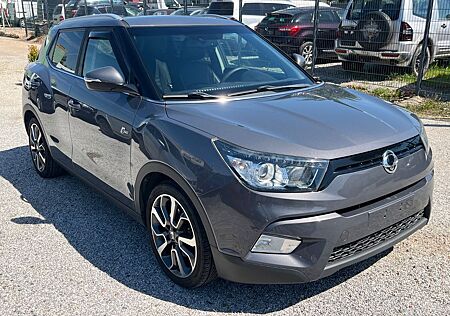 SsangYong Tivoli 1.6 e-XDi 160 SAPPHIRE 4WD Autom. Leder
