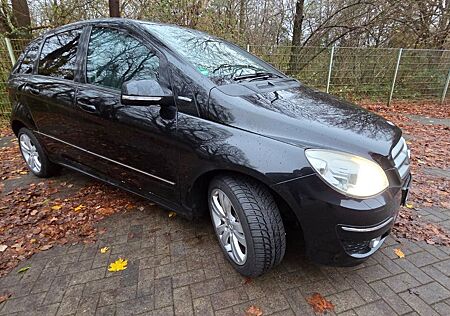 Mercedes-Benz B 170 Mercedes NGT CNG - Benzin BlueEFFICIENCY
