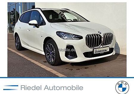 BMW 230e Active Tourer M Sportpaket*AHK*Head-Up*Pano