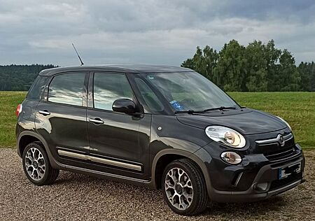 Fiat 500L Trekking Panoramadach, TÜV neu