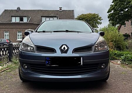 Renault Clio Authentique 1.2 16V 55kW Authentique