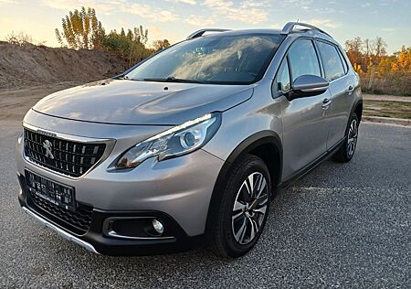 Peugeot 2008 Allure/PANO/AHK/AUTOMATIK