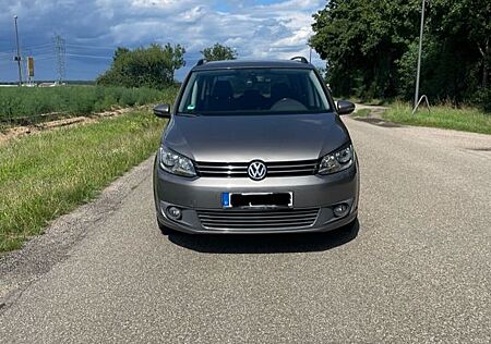VW Touran Volkswagen 1.2 TSI Style BlueMotion Technology S...