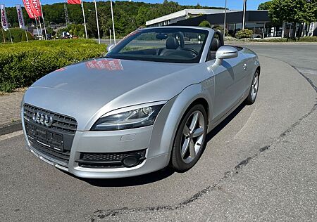 Audi TT Coupe/Roadster 2.0 TFSI Roadster