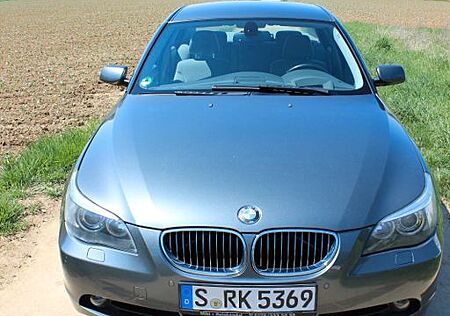 BMW 525i A HUD M-Lenkrad
