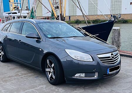 Opel Insignia Sports Tourer 2.0 CDTI - TÜV neu