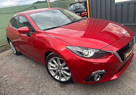 Mazda 3 2.0 SKYACTIV-G 120 Center-Line Auto Center...