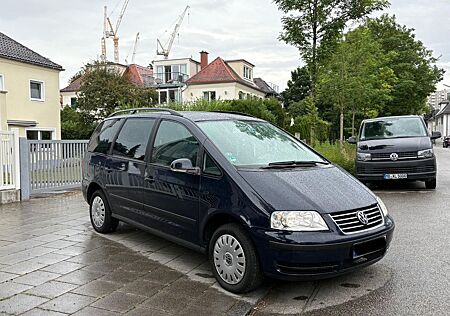 VW Sharan Volkswagen 2.0 Benzin 7-Sitz/TÜV/Klima/PDC