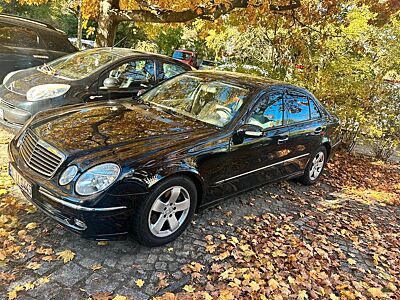 Mercedes-Benz E 240 4MATIC AVANTGARDE Avantgarde