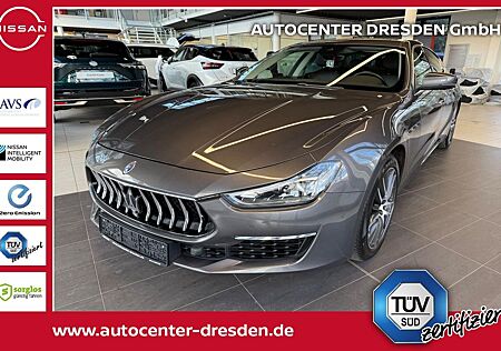 Maserati Ghibli 3.0 V6 GranLusso LED+Navi+SHZ+2xKlima+PDC