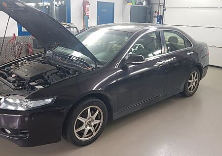 Honda Accord Lim. 2.2 i-CTDi Executive