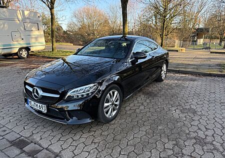 Mercedes-Benz C 220 d Coupé