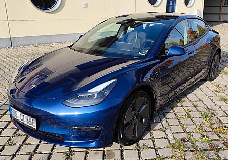 Tesla Model 3 Long Range AWD 82 kWh