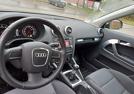 Audi A3 gebraucht kaufen Audi A3 1.4 TFSI Ambiente