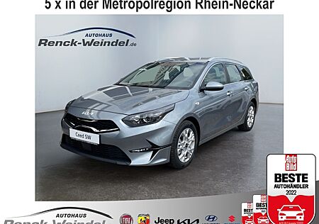 Kia Cee'd Sportswagon Ceed_sw 1.5T DCT7 Vision Navi PDC Klimaautom Rüc