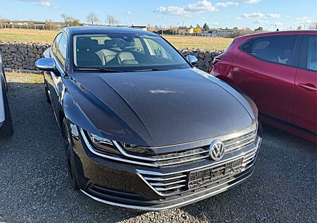 VW Arteon Volkswagen 2.0 TSI Elegance 4Motion