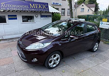 Ford Fiesta Titanium 5-Türen- 1.Hand