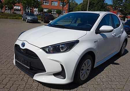 Toyota Yaris 1.5 Hybrid Klimaaut. Kamera neues Model