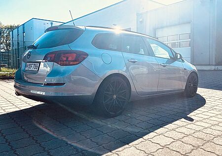 Opel Astra Sports Tourer 1.4 Turbo Edition 103 Au...