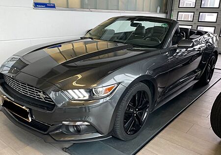 Ford Mustang MustangConvertible 2.3 Eco*Kamera*Navi*SHZ/LFT*