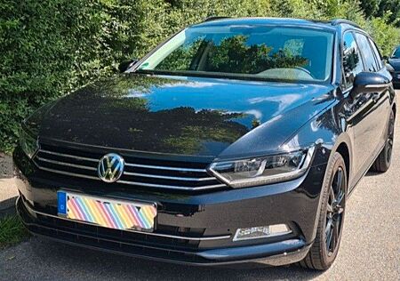 VW Passat Variant Volkswagen 2.0 TDI SCR DSG Comfortline V...