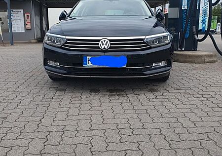 VW Passat Variant Volkswagen 2.0 TDI SCR Highline Variant ...