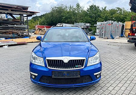 Skoda Octavia Combi RS "Klimaaut./Sitzh/PDC/ALU/AHK"