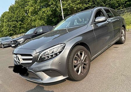 Mercedes-Benz C 200 C -Klasse T-Modell/LED/RCAM/NAVI