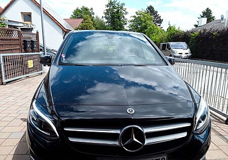 Mercedes-Benz B 200 d 4MATIC DCT -