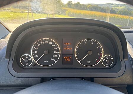 Mercedes-Benz A 170 ELEGANCE Elegance