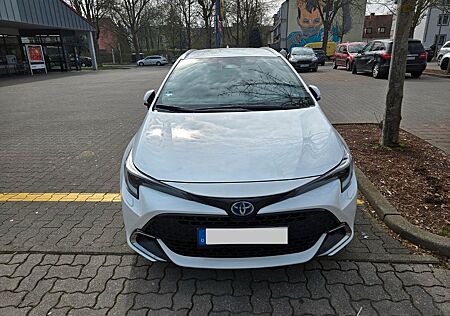 Toyota Corolla 1,8 Hybrid Team Deutschl Touring Spo...