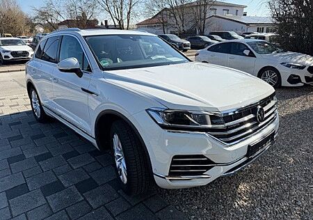 VW Touareg Volkswagen 3.0 V6 eHybrid 4MOTION Tiptr. Elegance