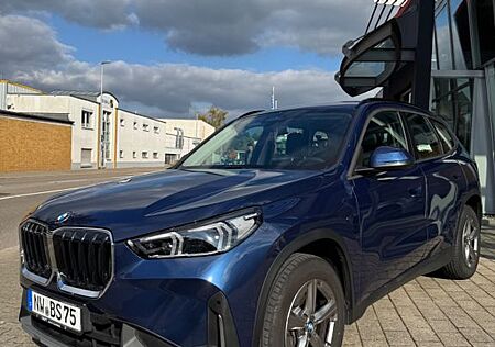 BMW X1 sDrive18d+LEDER+TOP