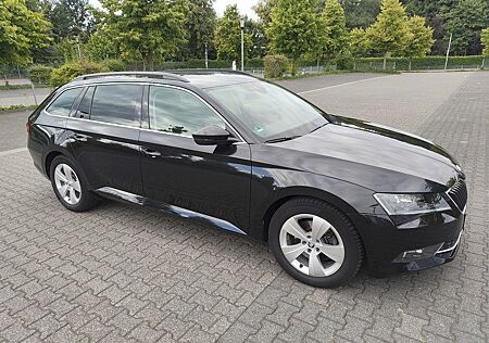 Skoda Superb Combi 2.0 TDI SCR 140kW Ambition