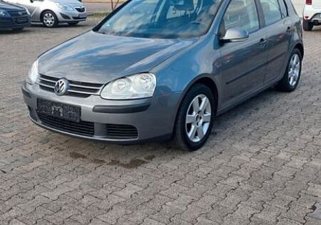 VW Golf Volkswagen V Lim. Trendline