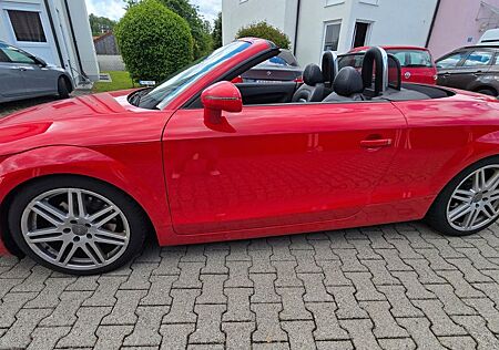 Audi TT Roadster 2.0 TFSI -