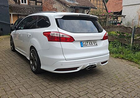 Ford Focus 2,0 EB ST Leder-Sport-Paket Turnier ST