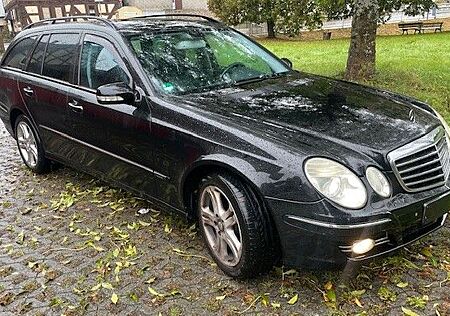 Mercedes-Benz E 320 CDI 4MATIC T AVANTGARDE Avantgarde
