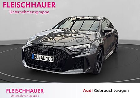 Audi RS3 Limousine 2.5 TFSI quattro DSG OPTIK SCHWARZ