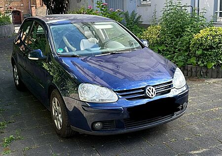 VW Golf Volkswagen 1.4 mit Neuem Tüv 2027 und Winterreifen