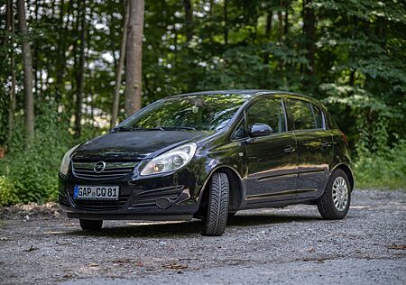 Opel Corsa D 1.2 Twinport / Klima / 80 PS