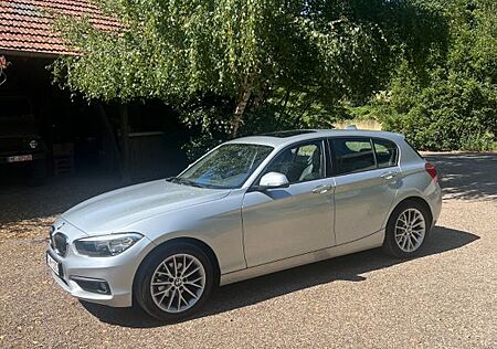 BMW 118i -