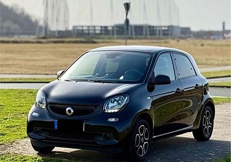 Smart ForFour passion DCT cool&Audio SHZ Pano PDC