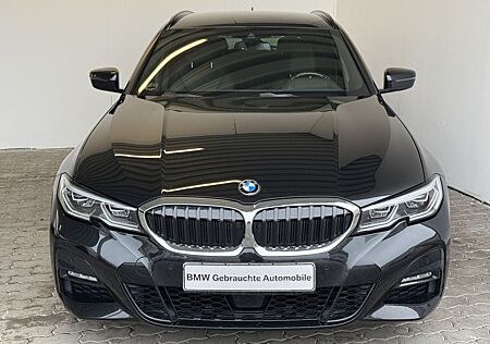 BMW 318iA Tour. M Sport LiveCock.Laserl.HUD.AHK.Keyl