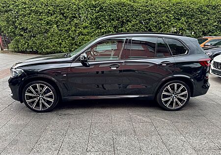 BMW X5 xDrive 45e *M-Sportpaket*Laser*Belüftung*