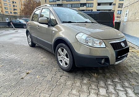 Fiat Sedici 1.6 16V 4x4 Emotion ,,Mit LPG Gas Anlage