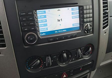 Mercedes-Benz Sprinter 215 STAND HZ NAVI