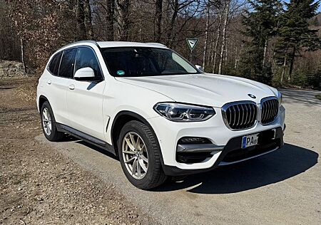 BMW X3 xDrive30e Luxury Line, GARANTIE, FINANZIERUNG