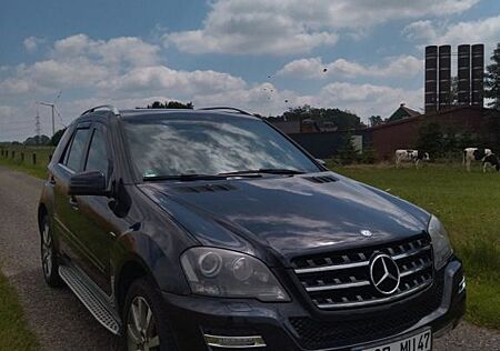 Mercedes-Benz ML 350 CDI 4MATIC Grand Edition Grand Edition