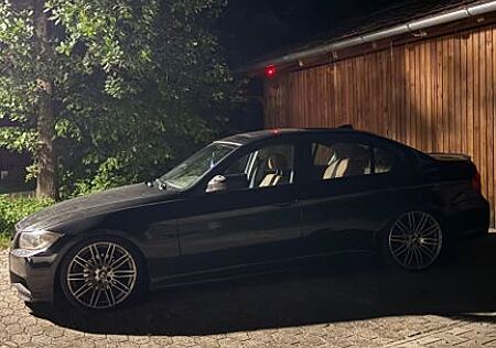 BMW 320i E90 M-paket Sternenhimmel Top Ausstattung